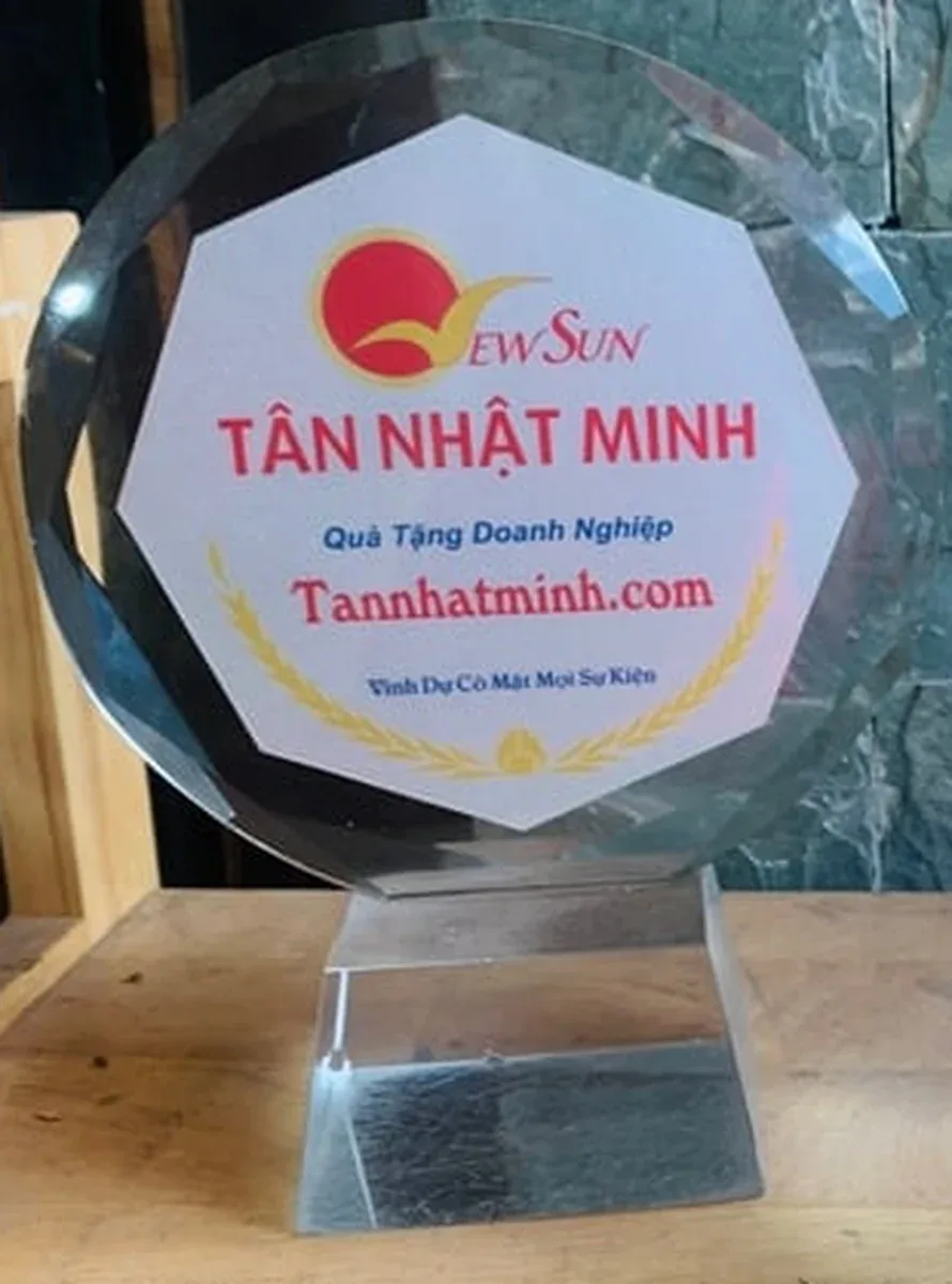 Kỷ niệm chương pha lê tròn